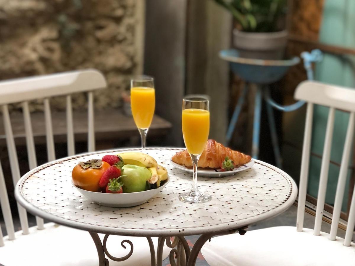 Trieste Neve Tzedek Boutique Suites Tel Aviv Ngoại thất bức ảnh