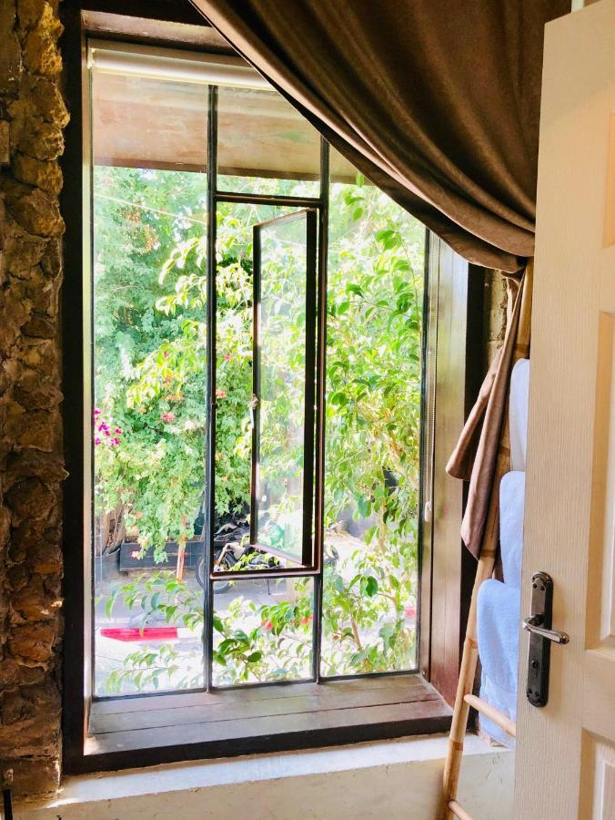 Trieste Neve Tzedek Boutique Suites Tel Aviv Ngoại thất bức ảnh