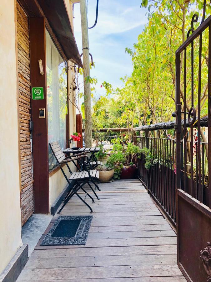 Trieste Neve Tzedek Boutique Suites Tel Aviv Ngoại thất bức ảnh