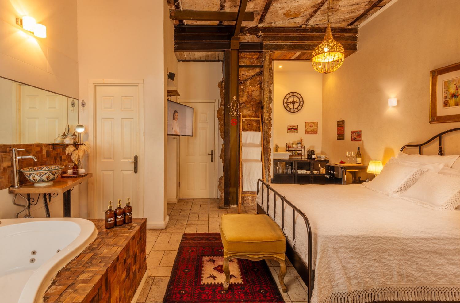 Trieste Neve Tzedek Boutique Suites Tel Aviv Ngoại thất bức ảnh